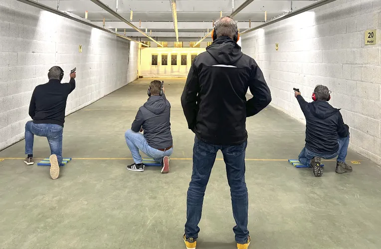 De schietsportvereniging SV Beilen beschikt over een 50 meter schietbaan. Deze is geschikt voor zowel trainingen als interne en officiële wedstrijden, en is uitgerust met vijf doel transportsystemen en met vijf bridges